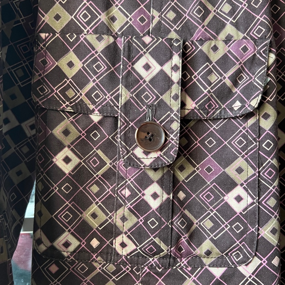 Stylish Patterned Coat - image 3